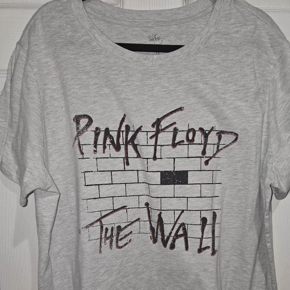 Pink Floyd The Wall Gray T-Shirt